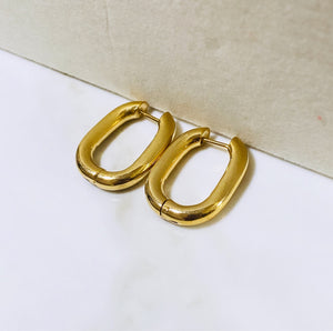 Bingo Hoop Earrings - 18k gold Plated - Stainless Steel Watersafe 💦